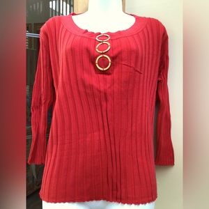 August Silk ladies stretchy knit sweater. EUC.